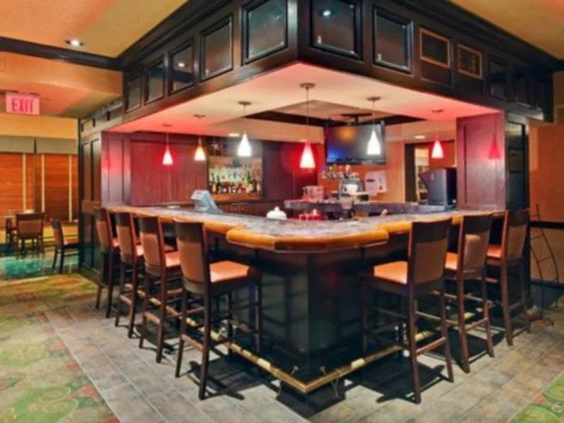 Holiday Inn Toronto International Airport By Ihg Hotel